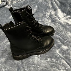 BASIC COMBAT BOOTS